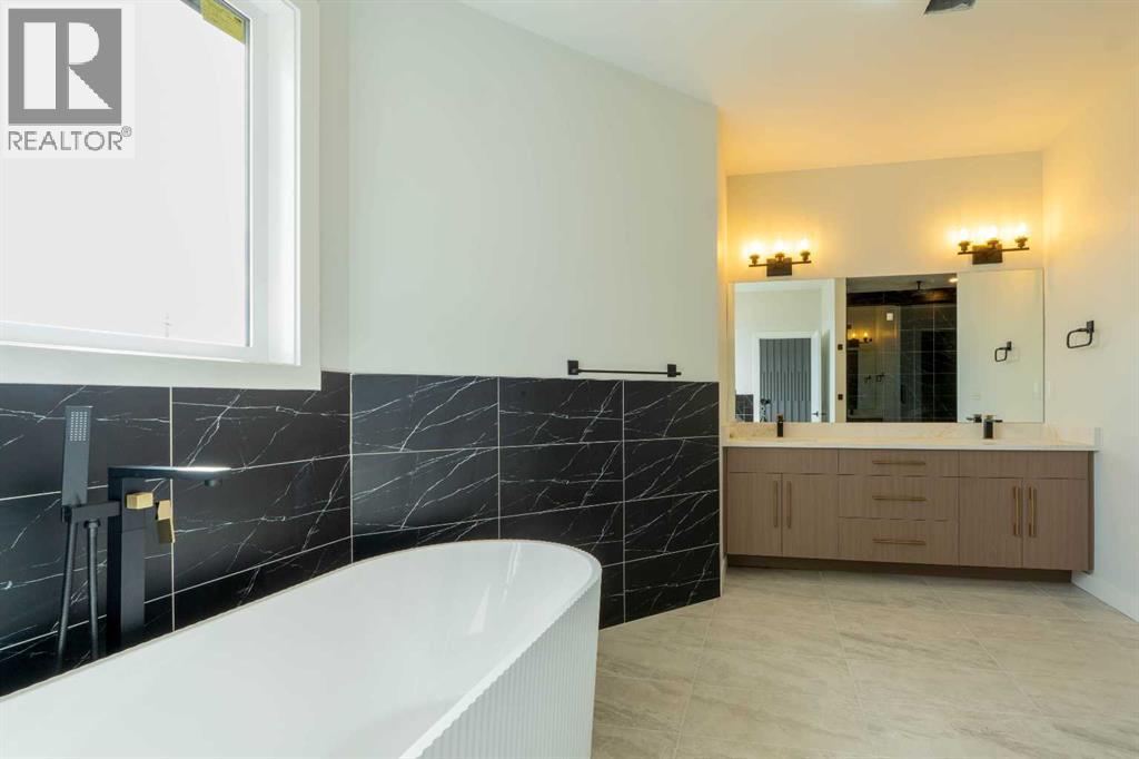 49 Lowden Close Property Photo 17