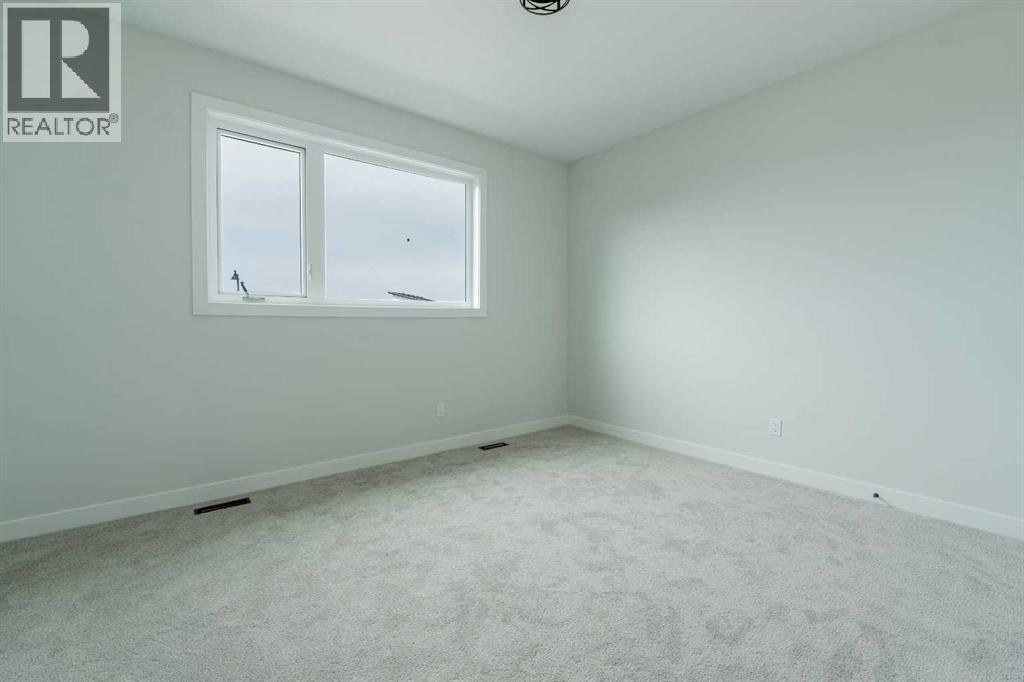 49 Lowden Close Property Photo 25