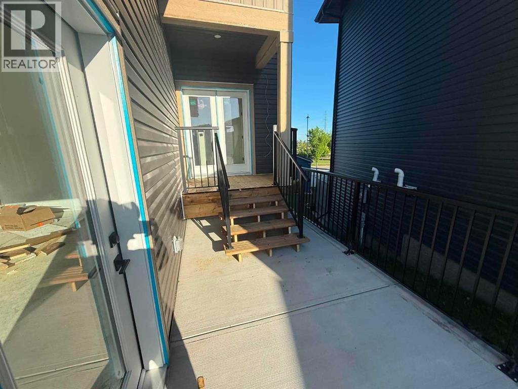 49 Lowden Close Property Photo 32