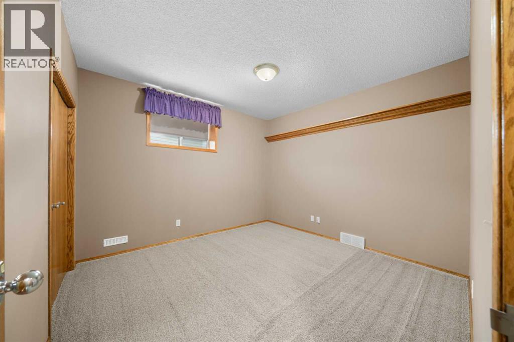 138 Gleneagles View Property Photo 31