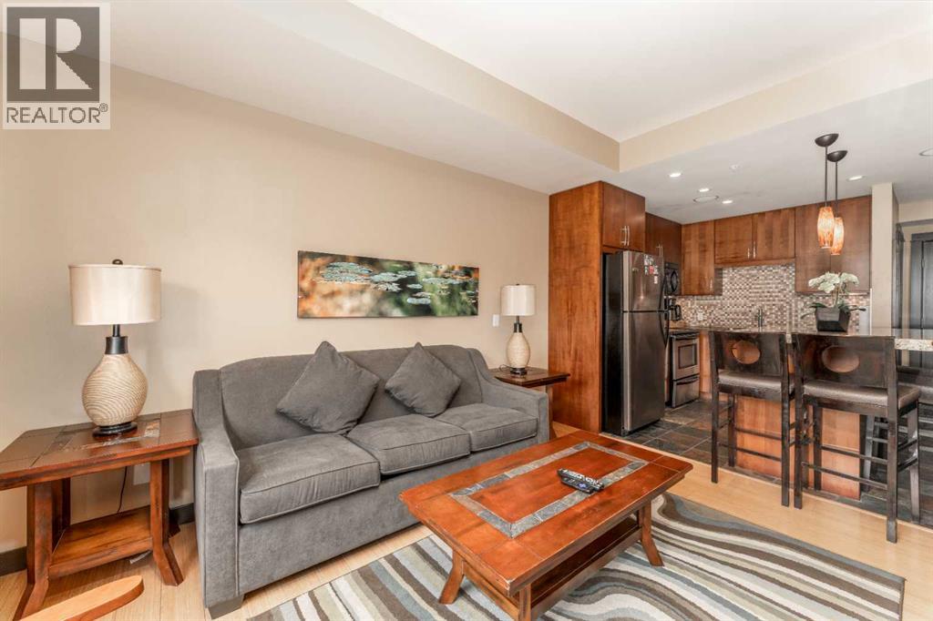 1818 Mountain Avenue Property Photo 2