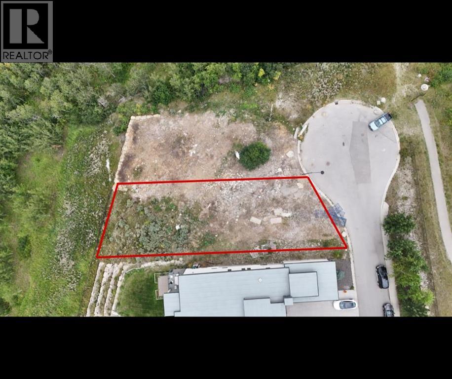 46 Coulee Lane SW Property Photo 1