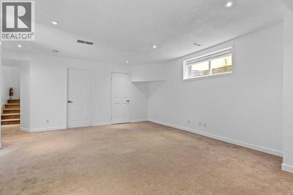 57 Everwillow Boulevard Sw Property Photo 32