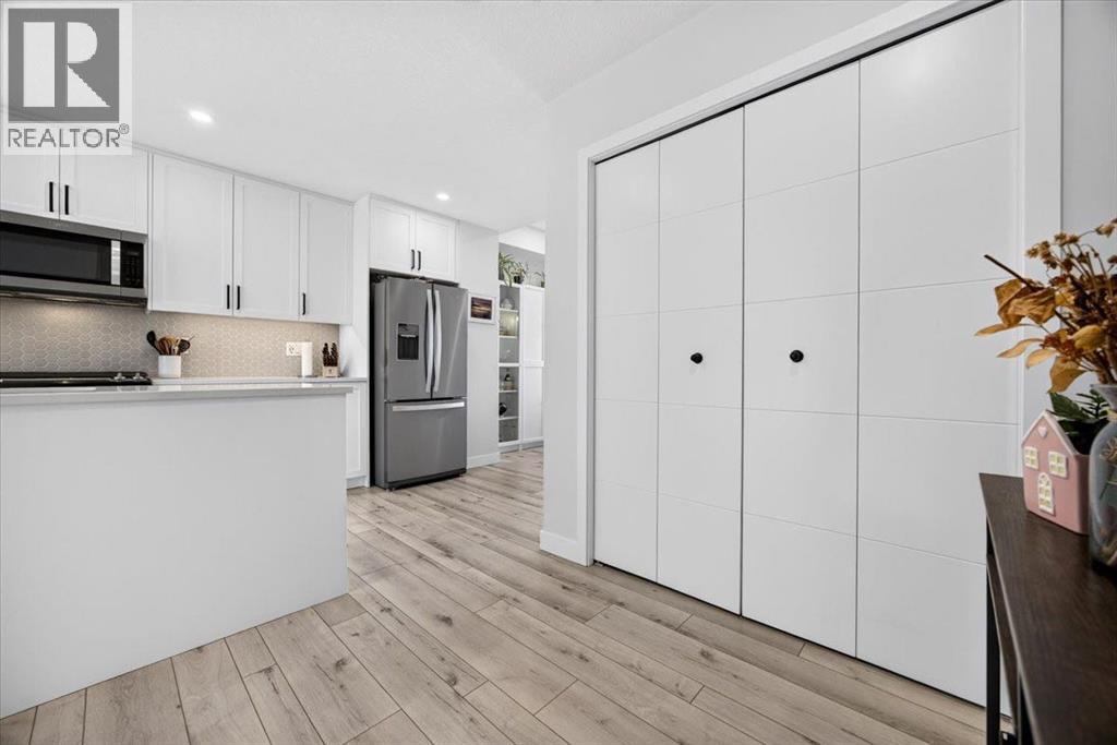 213 Les Jardins Park Se Property Photo 9