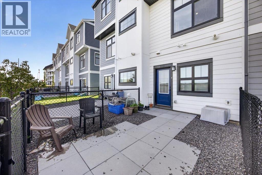 213 Les Jardins Park Se Property Photo 43