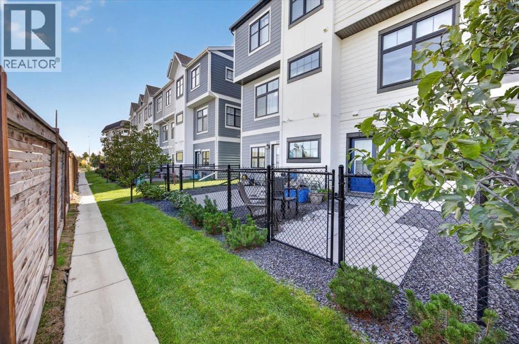 213 Les Jardins Park Se Property Photo 45