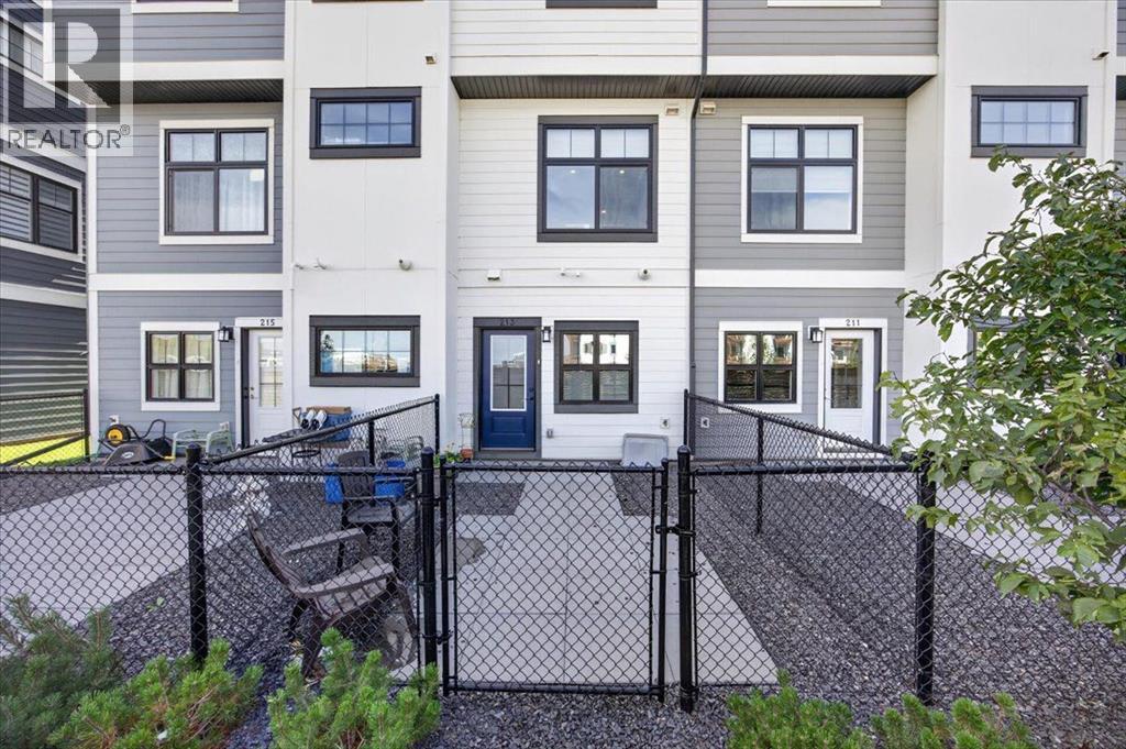 213 Les Jardins Park Se Property Photo 46