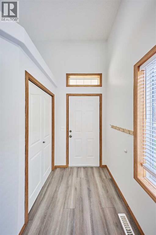 240 Covehaven Road Ne Property Photo 3