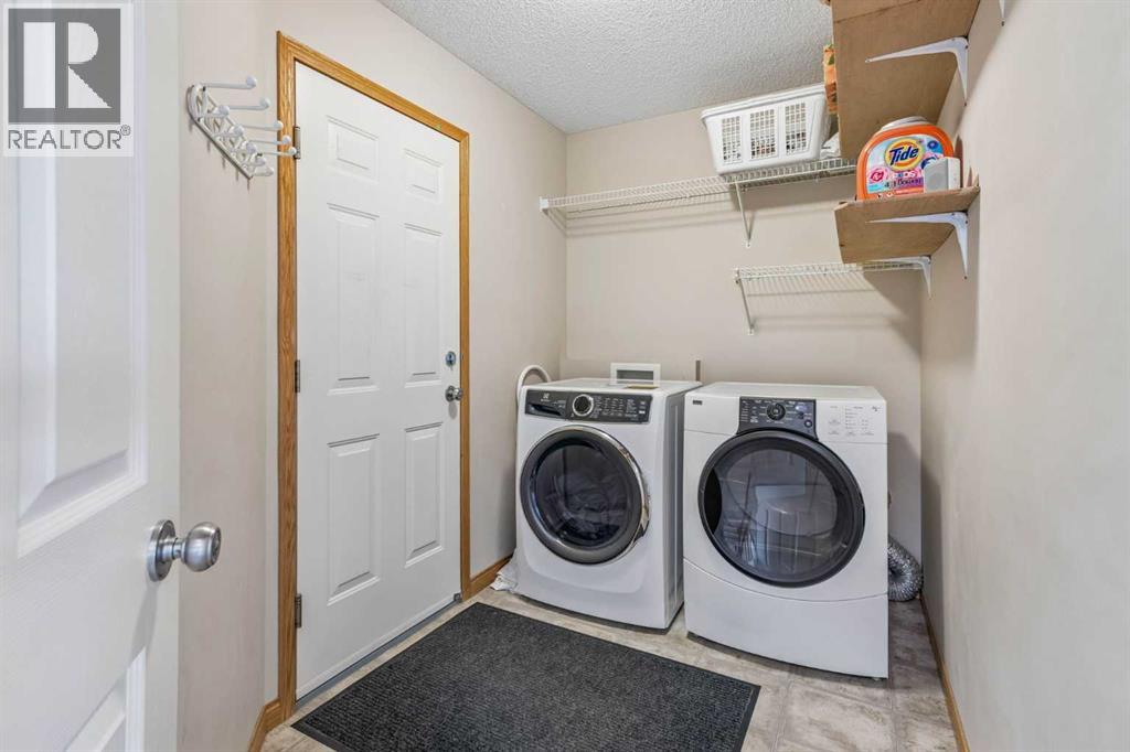 127 Edgeridge Close Nw Property Photo 19