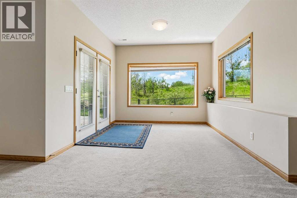127 Edgeridge Close Nw Property Photo 35