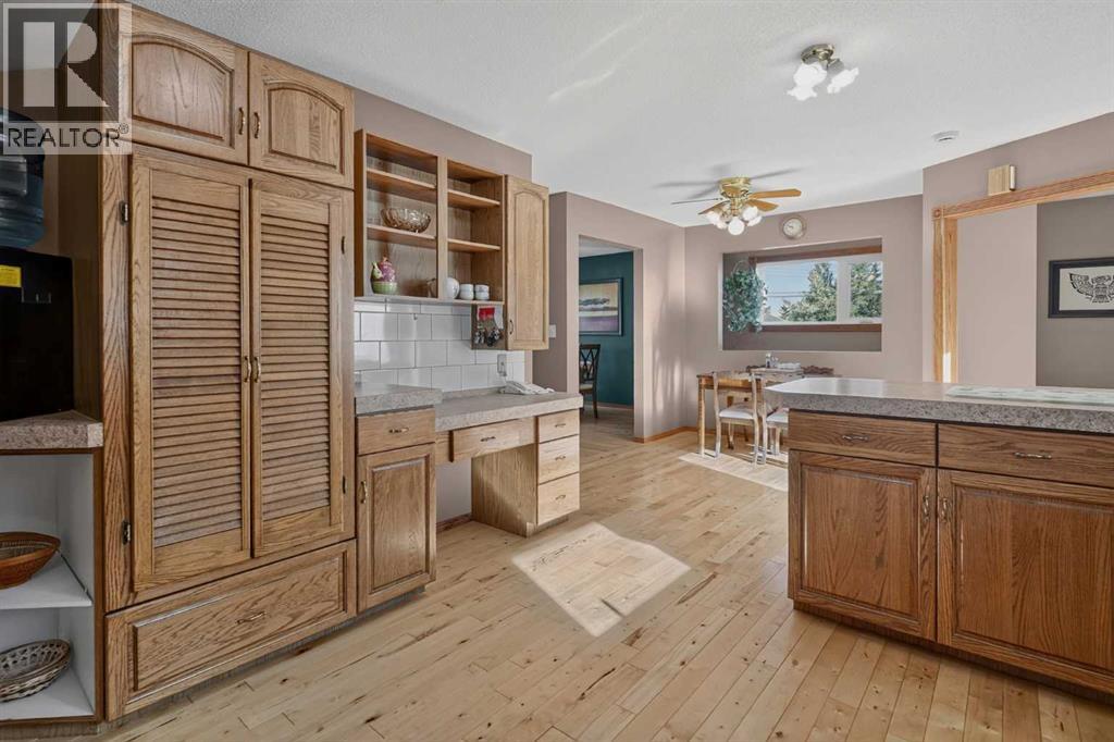 8 Whitney Street Ne Property Photo 16