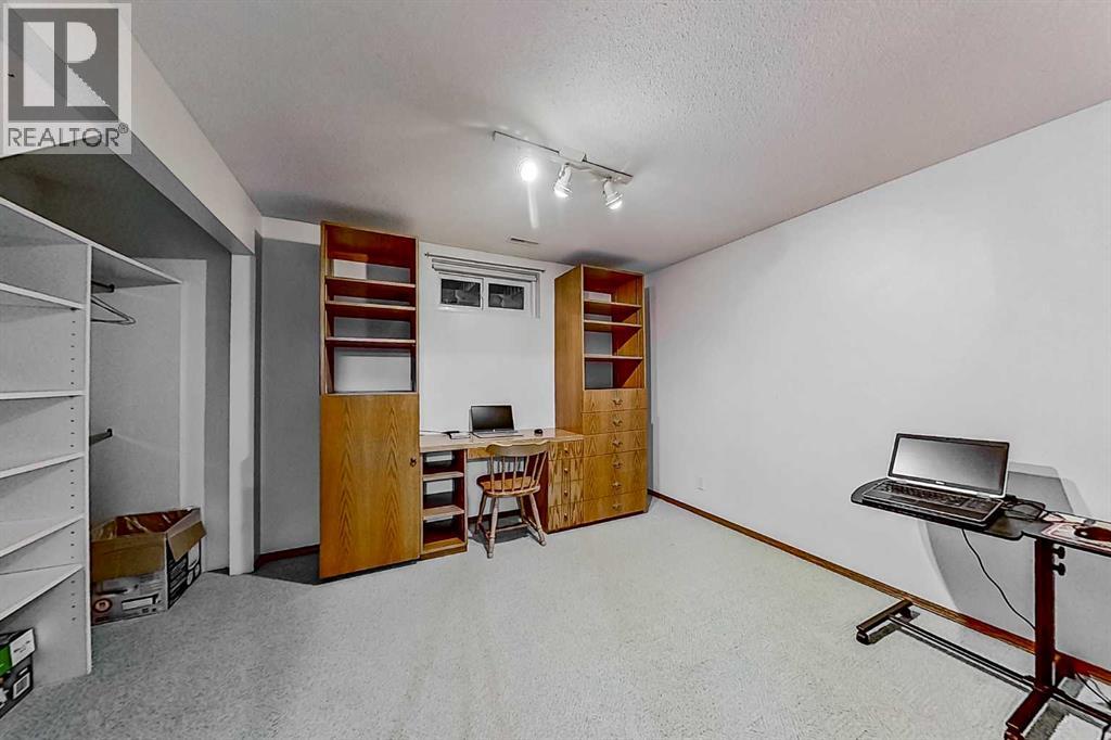 8 Whitney Street Ne Property Photo 31