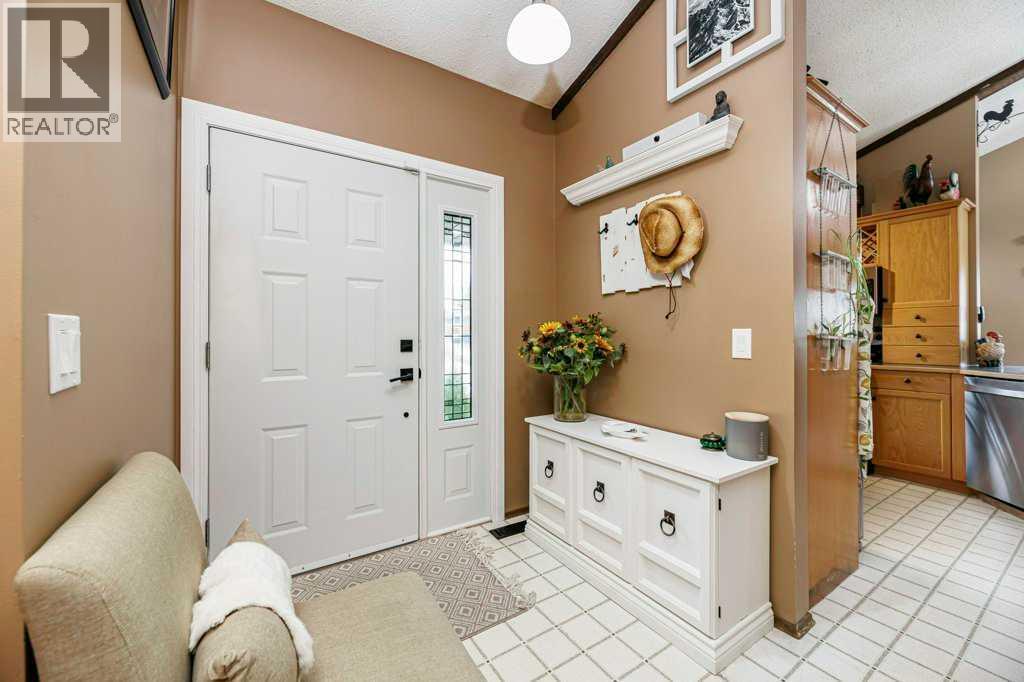 25 Valley Crescent Property Photo 4