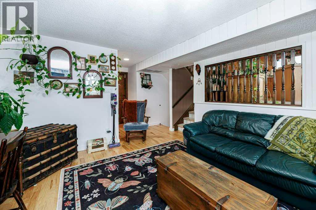 25 Valley Crescent Property Photo 22