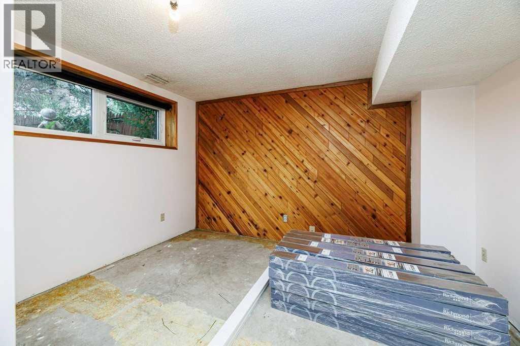 25 Valley Crescent Property Photo 24