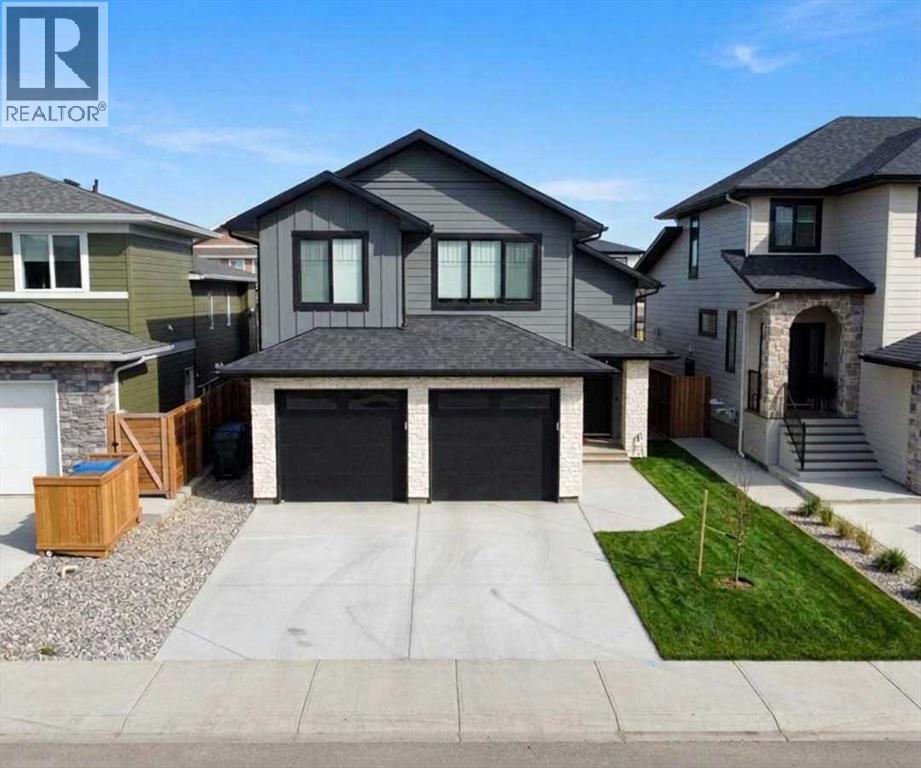 541 Riverhills Way W Property Photo 1