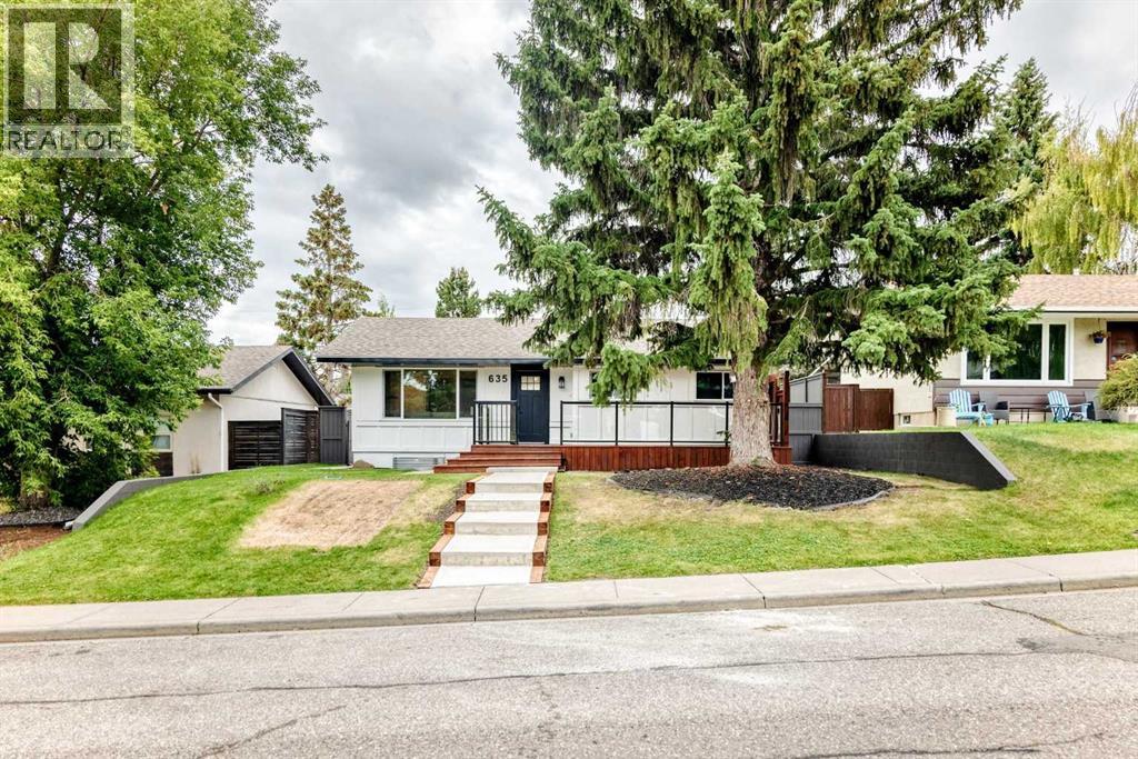 635 104 Avenue SW Property Photo 1