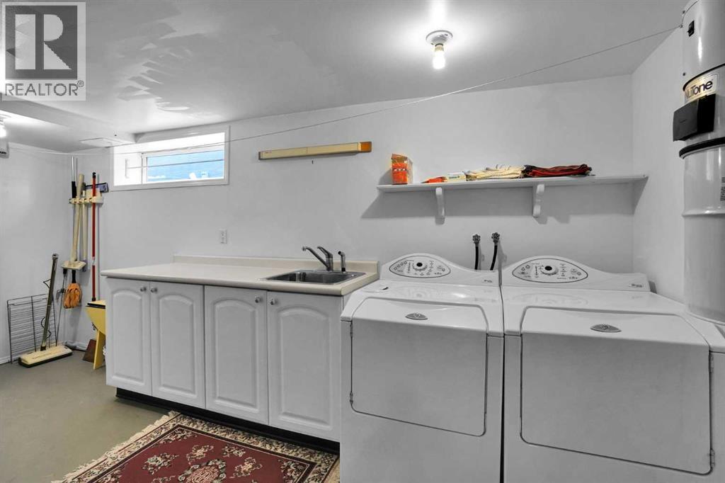 95 Citadel Grove Nw Property Photo 37