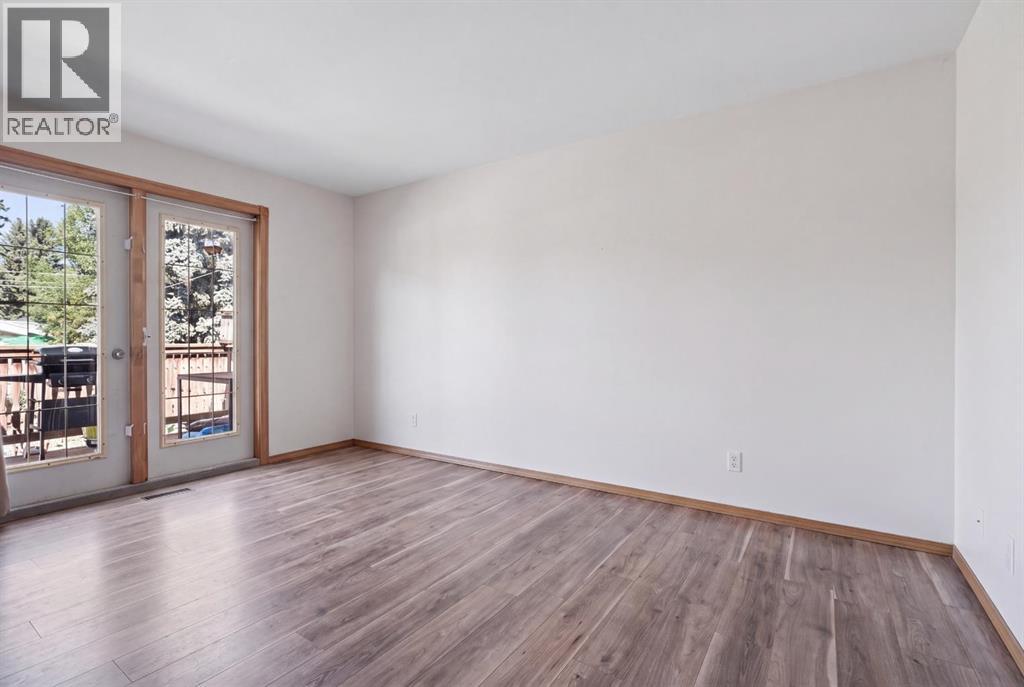 1305 18 Avenue S Property Photo 11