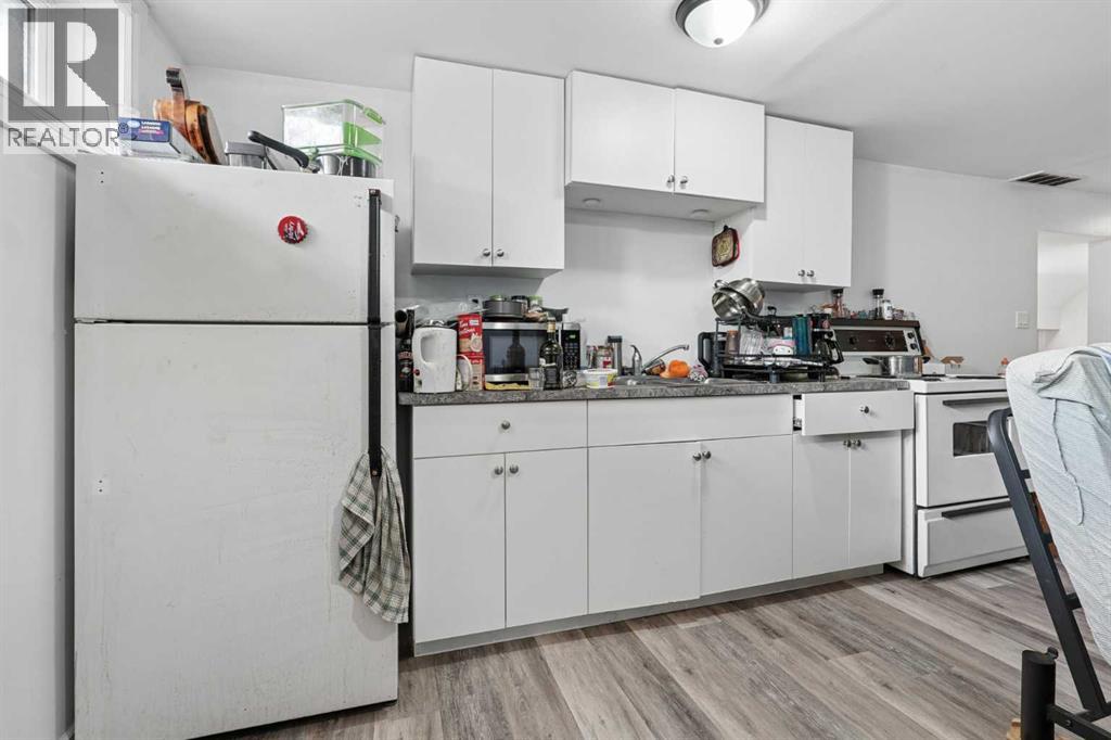 1305 18 Avenue S Property Photo 14
