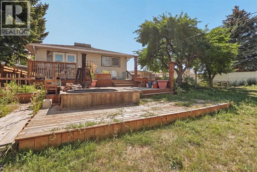 1305 18 Avenue S Property Photo 19