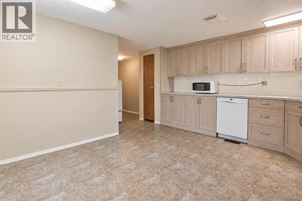 2300 13 Street North Property Photo 6