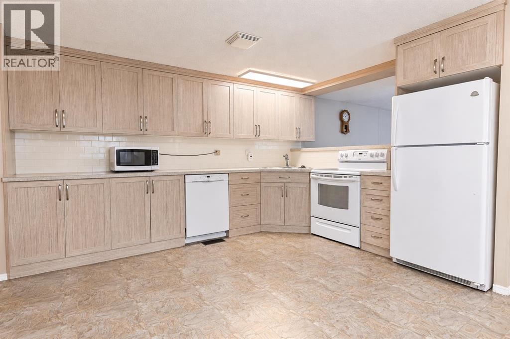 2300 13 Street North Property Photo 7