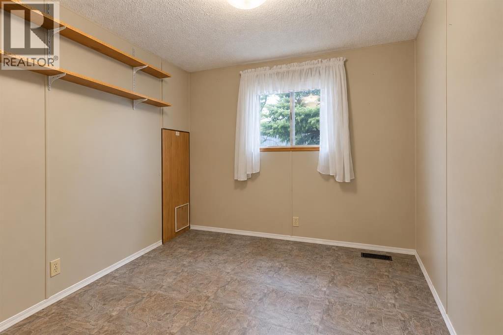 2300 13 Street North Property Photo 14
