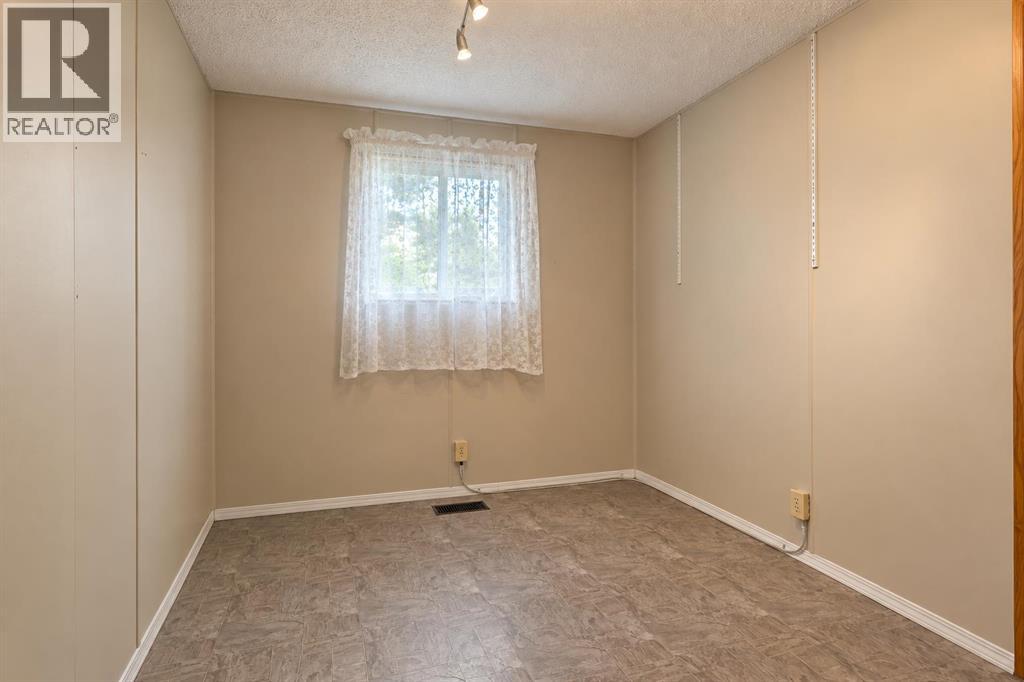 2300 13 Street North Property Photo 16
