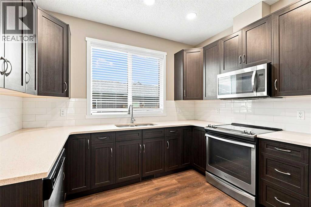 146 Livingston Avenue Ne Property Photo 17