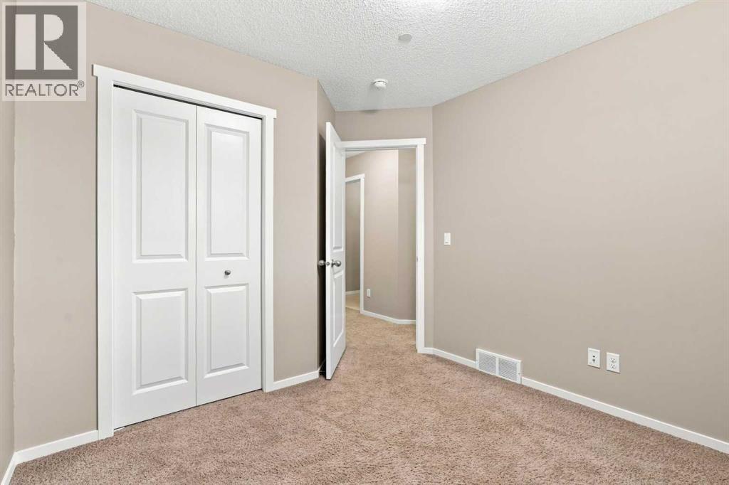 146 Livingston Avenue Ne Property Photo 27