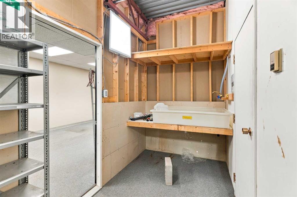 2616 16 Street Northeast Property Photo 13