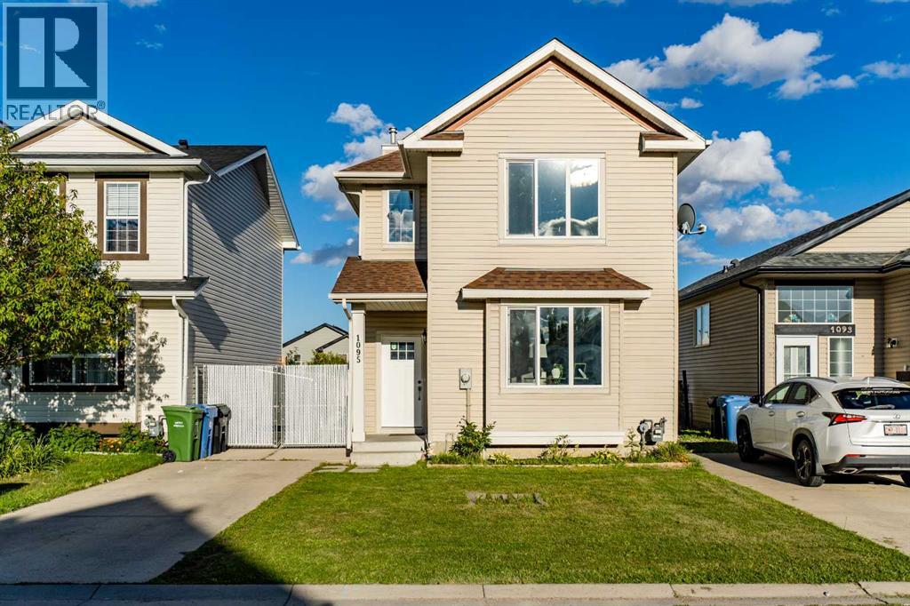 1095 Bridlemeadows Manor Sw Property Photo 1