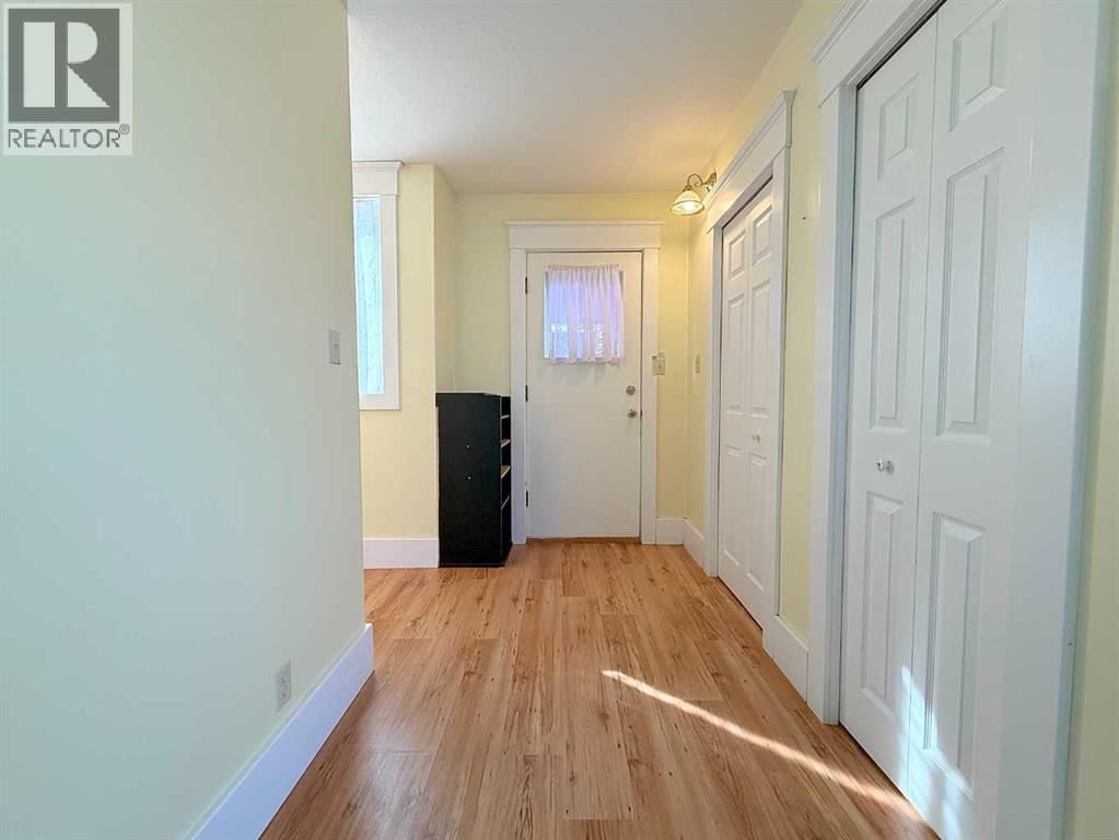 4310 50 Avenue Property Photo 12