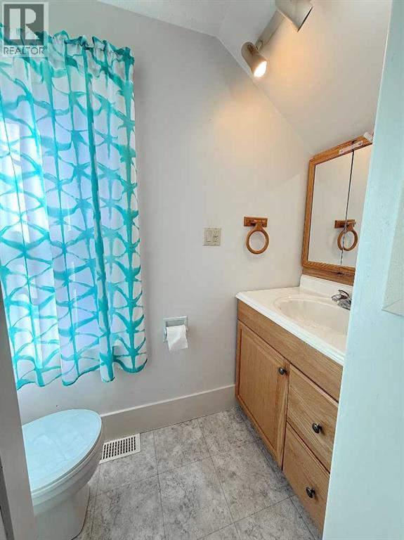4310 50 Avenue Property Photo 19