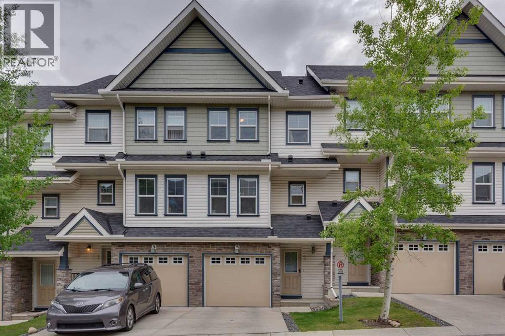 55 Panatella Road Nw Property Photo 4