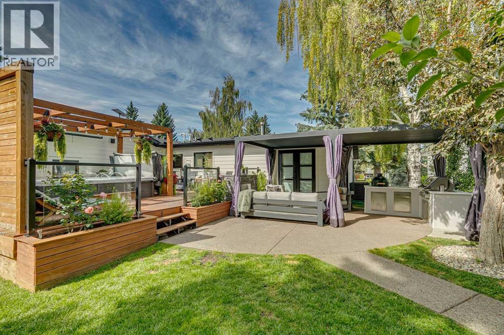 320 Braniff Place Sw Property Photo 1