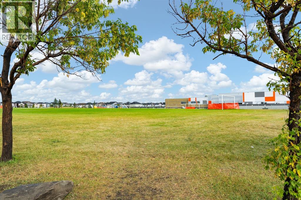 31 Saddletree Drive Ne Property Photo 4