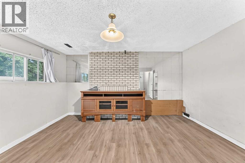 3219 Palliser Drive Sw Property Photo 29