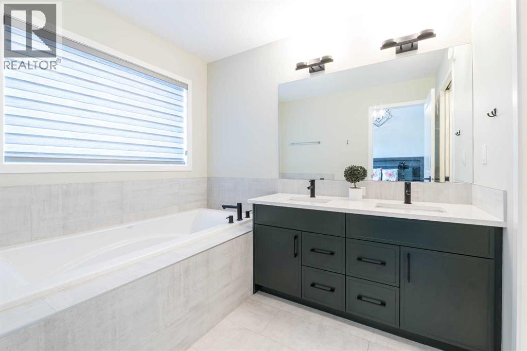321 Ellen Park Property Photo 14
