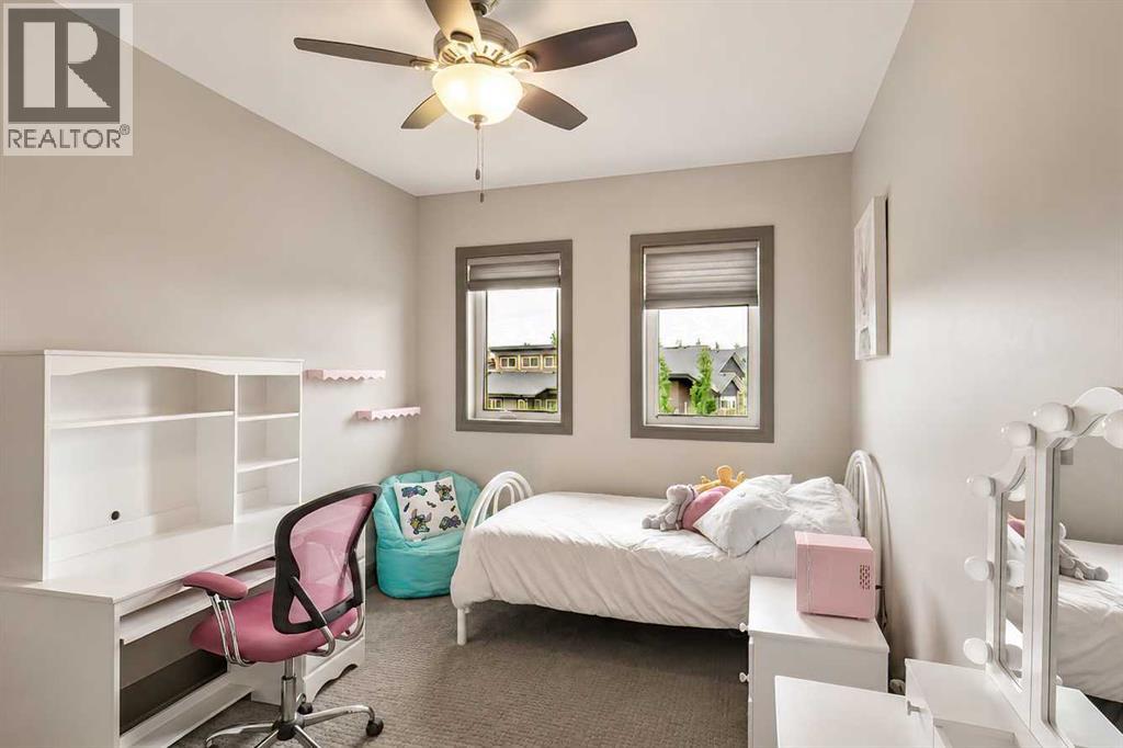 13 Lazaro Close Property Photo 34