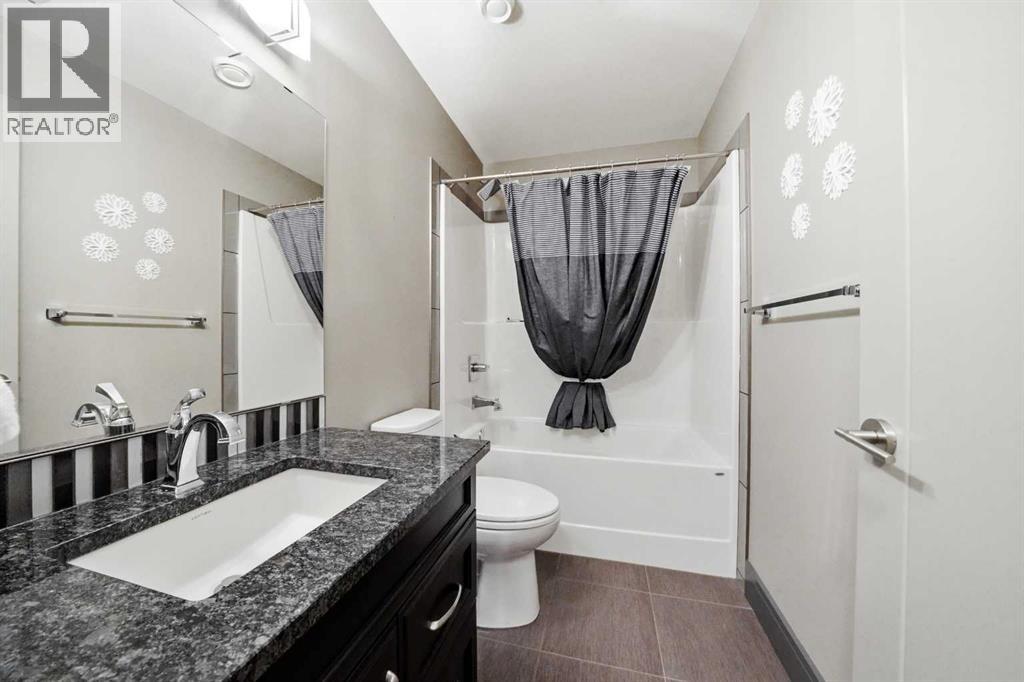 13 Lazaro Close Property Photo 41
