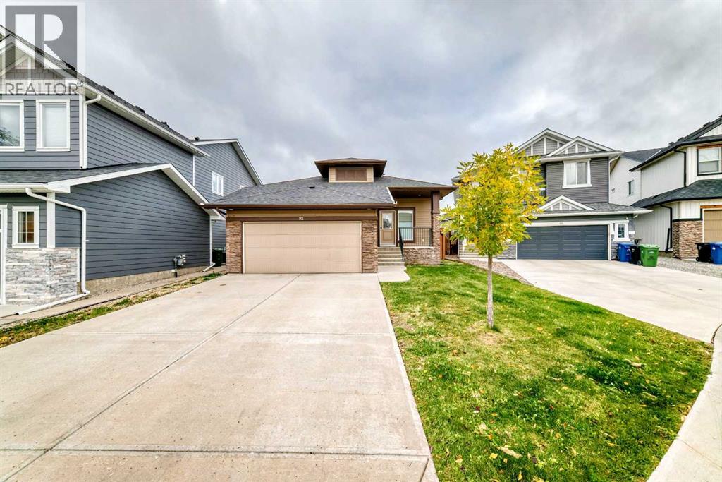 92 Evansfield Place NW Property Photo 1