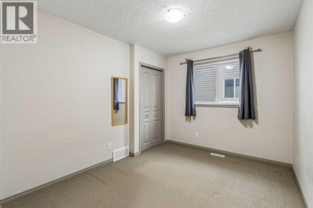 202 Royal Birch Heath Nw Property Photo 21