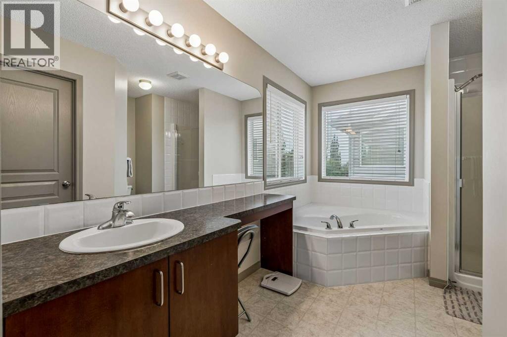 202 Royal Birch Heath Nw Property Photo 25