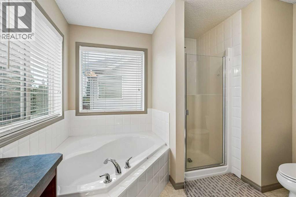 202 Royal Birch Heath Nw Property Photo 26
