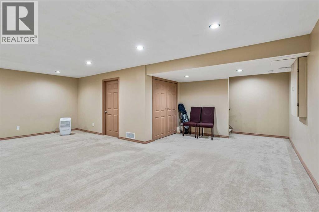 202 Royal Birch Heath Nw Property Photo 29