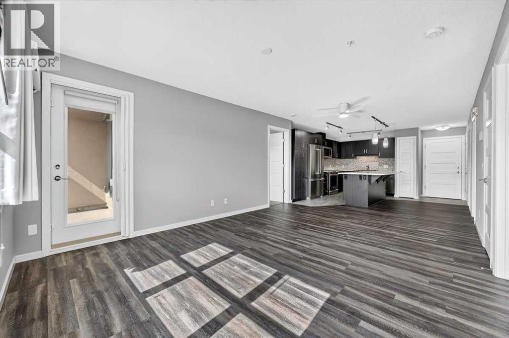 10 Market Boulevard Southeast Property Photo 5