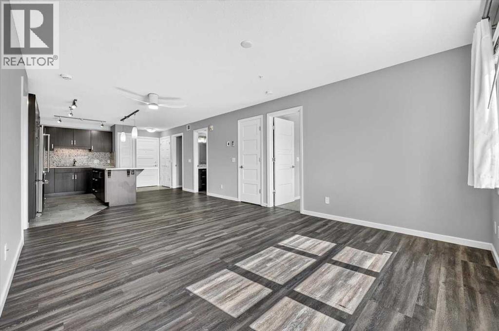 10 Market Boulevard Southeast Property Photo 6