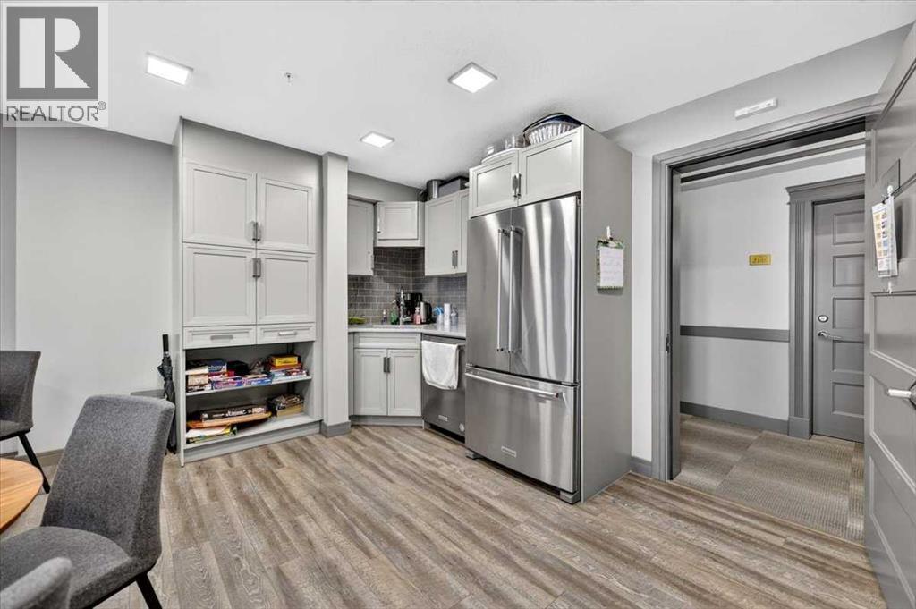 10 Market Boulevard Southeast Property Photo 42